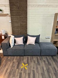 (Category: ) located in . Submitted by priceworthfurniture (Listing ID 1374367367, Image 1). Description: .