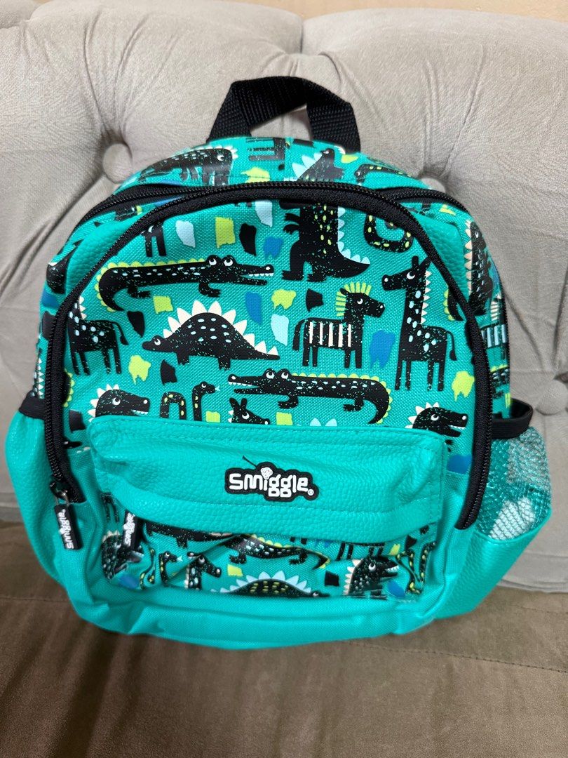 Smiggle Teeny tiny bagpack (Category: Babies & Kids Fashion) located in Las Pinas. Submitted by sofiaadeline (Listing ID 1374329221, Image 1). Description: Brandnew! Guaranteed authentic smiggle. Money back guaranteed!!!!.
