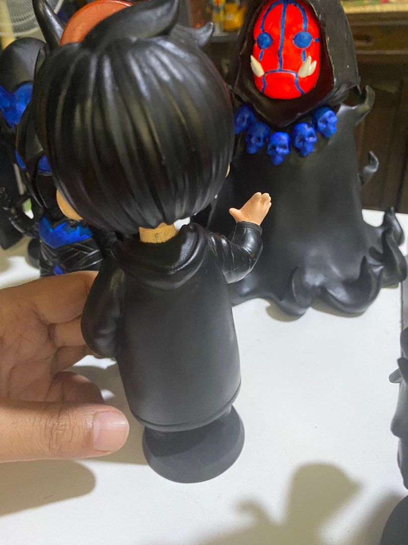Solo Leveling made of Resin (Category: Figurines & Statues) located in Manila. Submitted by cxtremetoy17724 (Listing ID 1374335111, Image 3). Description: Solo Leveling made of Resin Custom made box.