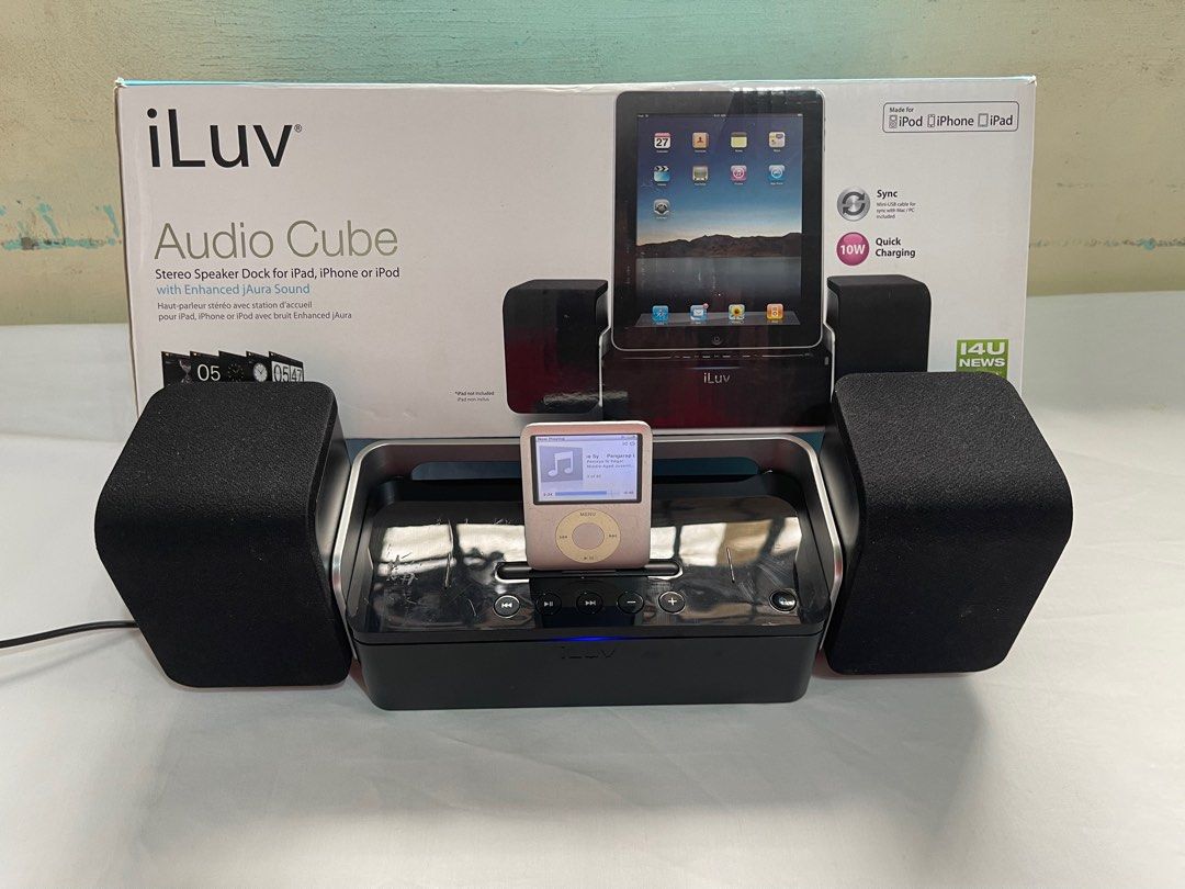 Stereo Speaker Dock for iPad, iPhone or iPod (Category: Soundbars, Speakers & Amplifiers) located in Antipolo. Submitted by -luckyfortune- (Listing ID 1374387832, Image 1). Description: Decluttering Speaker Dock ONLY For older version of iPad,iPod, or iPhone ONLY Stereo Speaker Dock for iPad,iPhone or iPad (Older Versions) -with enhanced jAura Sound -Play & Charge -quality bass sound Payment First, no reservation Payment tru gcash or pay maya Shi
