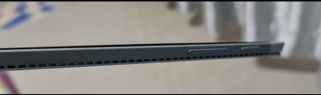 Surface Pro 4 8GB RAM 256 GB SSD I563140661599618112