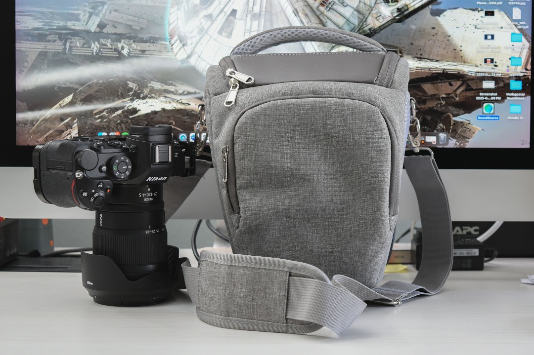 Top Loading Camera Sling Bag, Photography, Photography Accessories ...