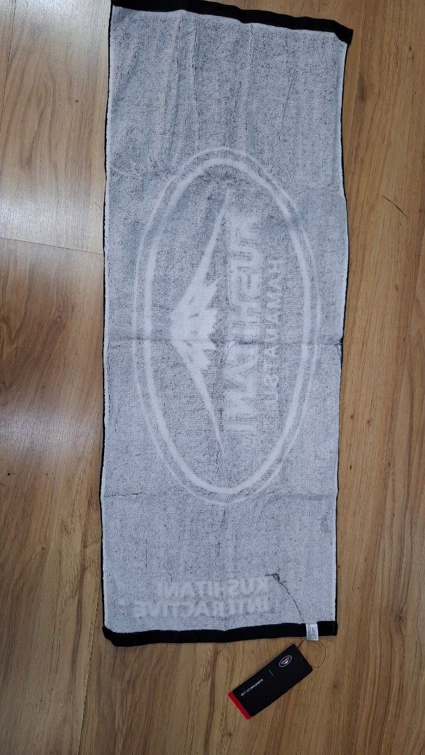 Towels kushitani (Category: Announcements) located in Kuala Lumpur. Submitted by vincentmah06383 (Listing ID 1374380419, Image 1). Description: cotton/made in japan/34×85cm.