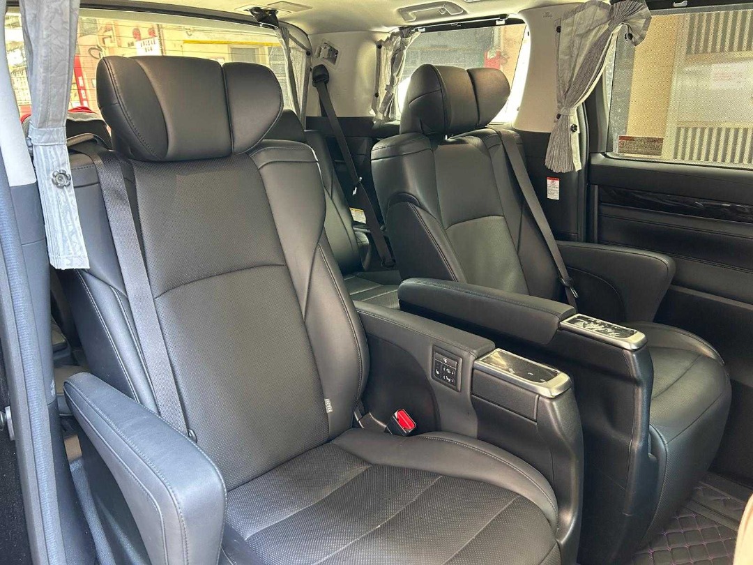 Toyota VELLFIRE 3.5 Auto62863129985539114