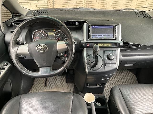 由 vivian19932004 (刊登 ID 1374380060，圖片 1) 提交，位於 新北市 (New Taipei) 的 Toyota Wish 2011款 黑色 (類別：汽車出售)，說明：廠牌車款▸ Toyota Wish 2011款 黑色 💥實際里程▸ 14萬公里 💥引擎燃料▸ 汽油 💥排氣量▸ 2.0L 💥變速系統▸ 手自排 💥驅動方式▸ 2WD 💥乘客數▸ 5門5座 💎備註 🔥原鈑件🔥可認證🔥車輛已整備完畢 , 無任何待修項目 💖車輛均有第三方認證 Toyota專業認證 最好品質 💎五大保證💎 💯里程保證 💯無營業車 💯無泡水車 💯無重大事故 💯車身引擎號碼無非法變造 📣提供車況原始表 📣車況與認證表不符 , 退車並全額退費 ◎歡迎私訊預約賞車◎ ★周一至周日 早上10點到晚上18點 **賞車請提前一小時預約** **同行販售車商請繞道** 聯絡專員：廖小姐（可私訊） Ｌｉｎｅ：vivian19932004 。
