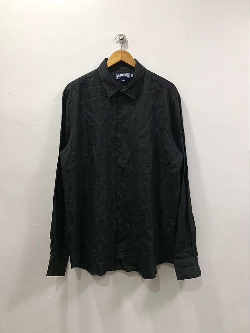 VILEBREQUIN LINEN BUTTON-UP SHIRT (Category: Formal Shirts) located in Cavite. Submitted by ___layern0ne (Listing ID 1374472556, Image 1). Description: Tagged Size: XXL Armpit to Armpit: 25 inches Length: 32 inches Measured laid flat and at its longest point Wrinkled due to storage Gently used | Still in great condition w/ few signs of usage | No major flaws like rips and holes The color of the product may differ from the actual color depending o