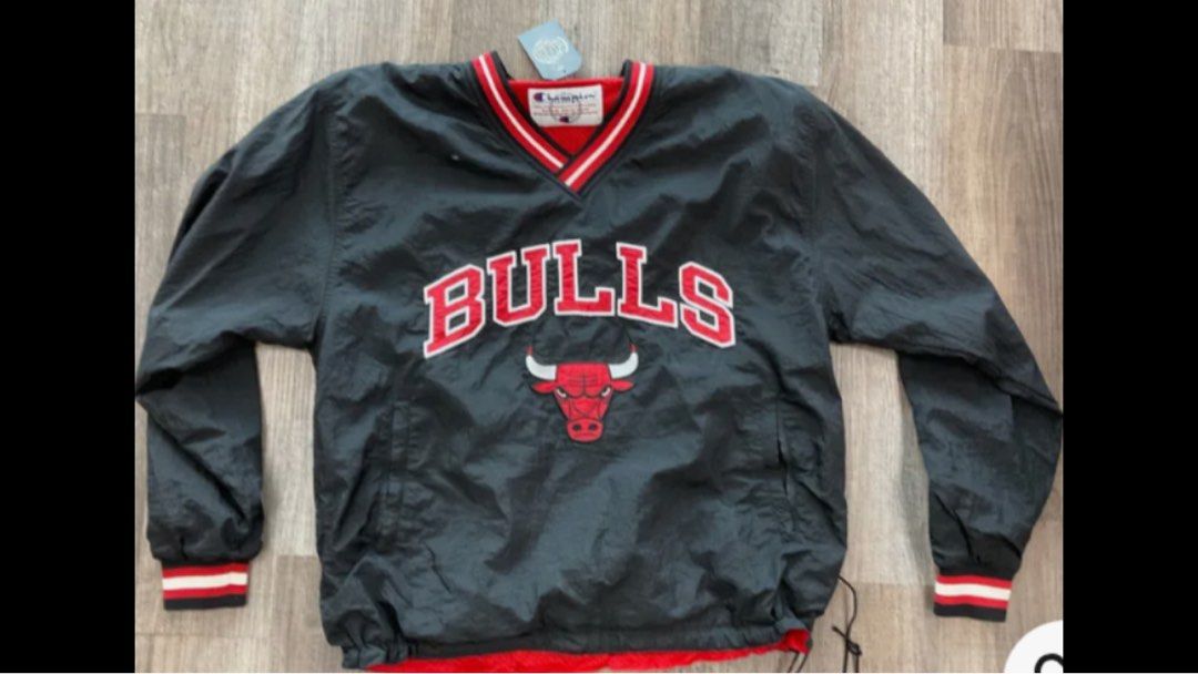Vintage Chicago Bulls reversible Jersey (Category: Activewear) located in Bayombong. Submitted by nolan28 (Listing ID 1374443260, Image 1). Description: Vintage Chicago bulls Jersey of the 90’s video call and text me if interested.
