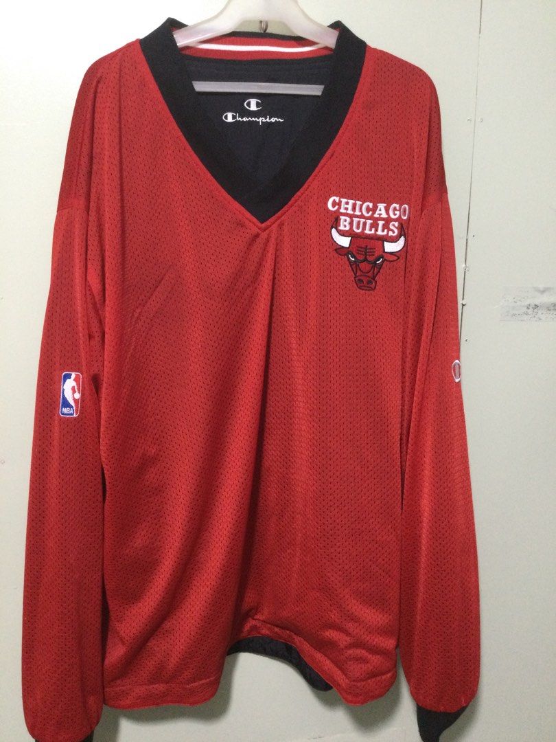 Vintage Chicago Bulls reversible Jersey (Category: Activewear) located in Bayombong. Submitted by nolan28 (Listing ID 1374443260, Image 2). Description: Vintage Chicago bulls Jersey of the 90’s video call and text me if interested.