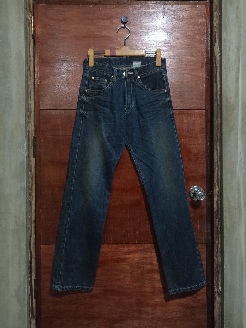 Vintage Levis Strauss 502 jeans (Category: Jeans) located in Zaragoza. Submitted by jeromegami62825 (Listing ID 1374400411, Image 2). Description: Dimes Waist 29 Length 40 Hem 7.5 excellent condition.