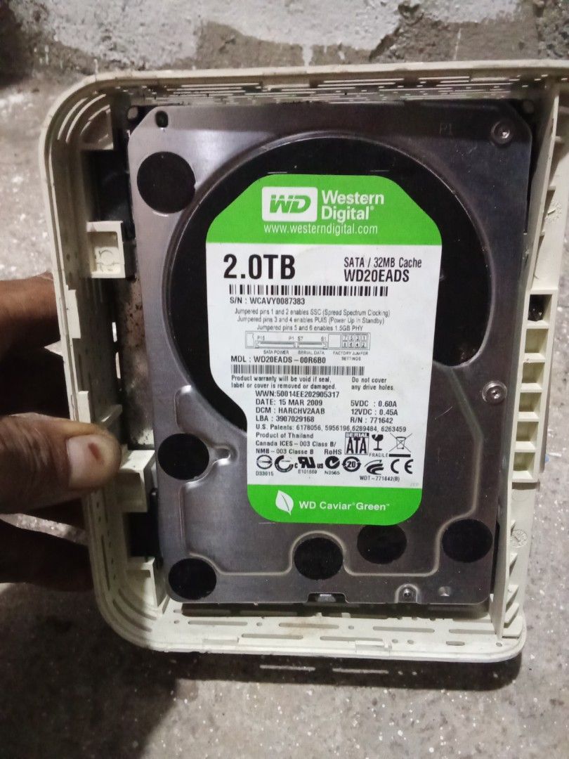 WESTERN DIGITAL HARD DISC 2.0TB UNTESTED (Category: Hard Disks & Thumbdrives) located in Quezon City. Submitted by mogan27 (Listing ID 1374339794, Image 1). Description: WESTERN DIGITAL HARD DISC 2.0TB UNTESTED MATAGAL NA NAKATAMBAK 1000 ONLY.