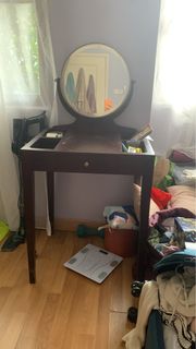 (Category: ) located in . Submitted by cendawan_man (Listing ID 1374359880, Image 1). Description: .