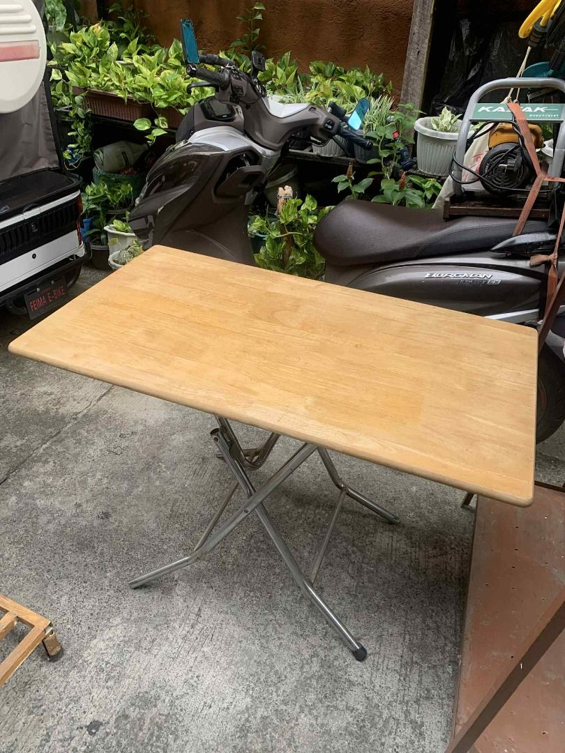 wooden foldable table (Category: Tables & Sets) located in Manila. Submitted by jemcantos26 (Listing ID 1374440119, Image 2). Description: .
