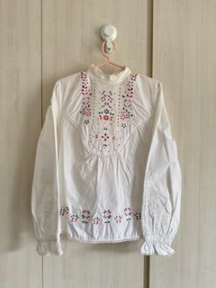 (Category: ) located in . Submitted by nat_qualitypreloved (Listing ID 1374359728, Image 1). Description: .
