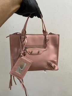 (Kategori: ) berada di . Dikirim oleh rainerdhedhe (ID iklan 1374574779, Gambar 1). Deskripsi: .