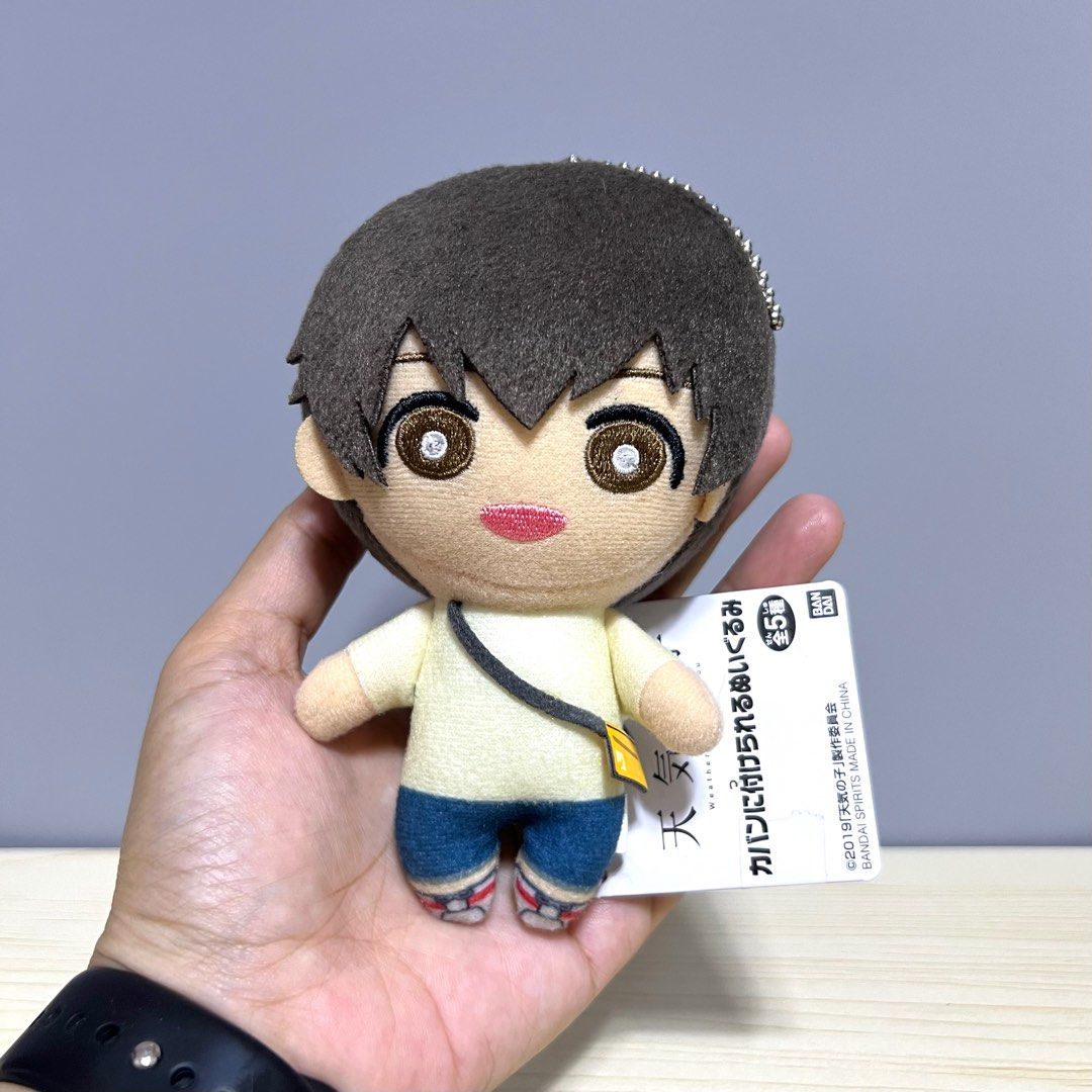 Bandai Spirits Weathering with you Tenki no ko Hodaka Morishima Plush 12cm - Php 500 (Category: Plushies & Soft Toys) located in Davao. Submitted by pandorastoybox (Listing ID 1374611335, Image 3). Description: Bandai Spirits Weathering with you Tenki no ko Hodaka Morishima Plush 12cm - Php 500.