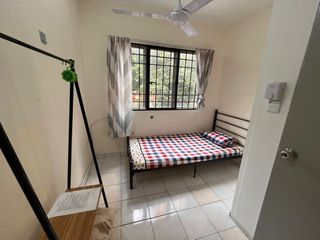 (Category: ) located in . Submitted by agghedean (Listing ID 1374643242, Image 1). Description: .