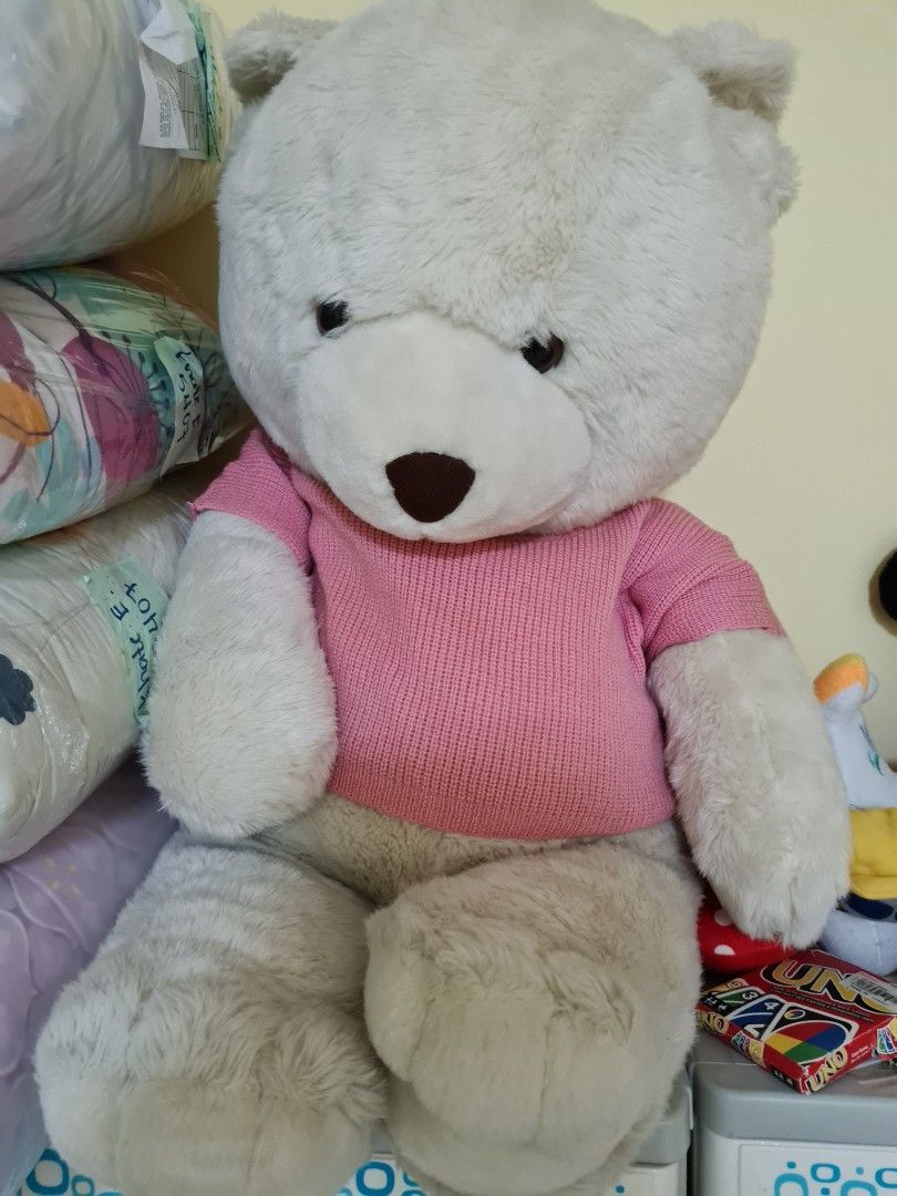 Blue Magic bear (Category: Plushies & Soft Toys) located in Pasig City. Submitted by khater (Listing ID 1374519162, Image 1). Description: comes with a big pouch from blue magic decluttering.