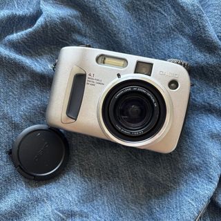 (Category: ) located in . Submitted by digicambam (Listing ID 1374590785, Image 1). Description: .