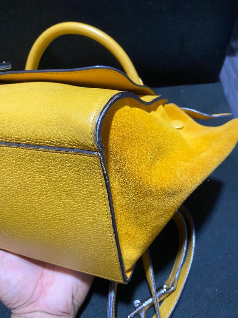 Celine trapeze bag (Category: Luxury Bags & Wallets) located in Baguio. Submitted by fullroom.dgs (Listing ID 1374641210, Image 3). Description: Celine trapeze bag good condition authentic please check photos.