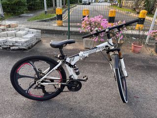 (Category: ) located in . Submitted by saijong (Listing ID 1374521693, Image 1). Description: .