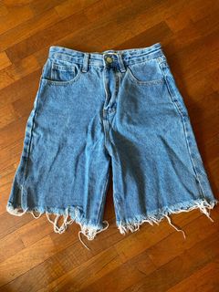 (Category: ) located in . Submitted by whiimsical (Listing ID 1374528049, Image 1). Description: .
