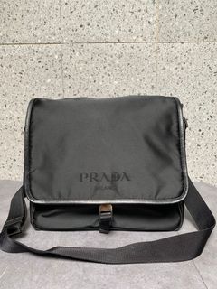 (Kategori: ) berada di . Dikirim oleh kiano_shoes (ID iklan 1374532662, Gambar 1). Deskripsi: .