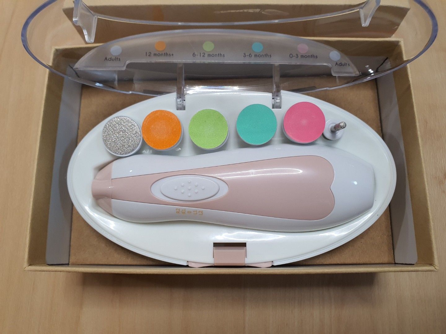 Hakaa baby nail grinder (Category: Baby Toiletries & Grooming) located in Singapore. Submitted by ahl12 (Listing ID 1374682013, Image 2). Description: Used twice only as kids soon could take to normal nail clippers..