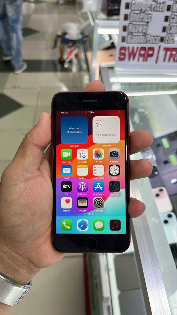 Iphone SE 2020 128GB 82bh Openline no issues (Category: iPhone SE Series) located in San Juan City. Submitted by najihahtelecomshop2018 (Listing ID 1374672304, Image 1). Description: Legit Store | Original unit FOR SALE | TRADE / SWAP ▫️INSTALLMENT thru: 🔸Credit Card (straight / installment) 🔸Ggives / Gcredit + 6% interest 🔸Spay Later + 6% interest (RFS: Buy and Sell any kinds of Gadgets) Description: iPhone SE 2020 128GB ( other GB are also a