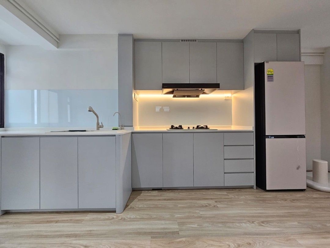 Kitchen cabinet $110/ft62863078326275111
