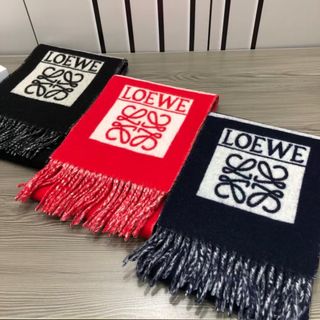 💎鑽石誠信賣家💎Loewe · 羅意威 LW 條紋長巾64200166427394110