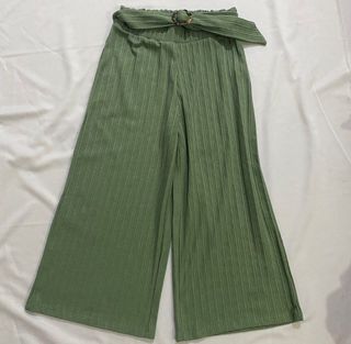 (Kategori: ) berada di . Dikirim oleh rm.clothes (ID iklan 1374684646, Gambar 1). Deskripsi: .