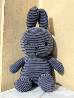 (Category: ) located in . Submitted by world.preloved (Listing ID 1374572165, Image 1). Description: .