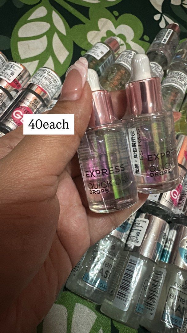 Nail top coats (Category: Hands & Nails) located in Manila. Submitted by jjsbentables (Listing ID 1374652348, Image 1). Description: Brndnew .