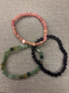(Category: ) located in . Submitted by preloved_02 (Listing ID 1374693684, Image 1). Description: .