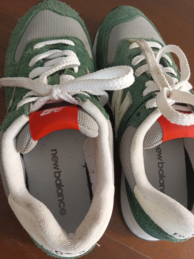 New Balance shoes (Category: Sneakers) located in Rizal. Submitted by lest_shop (Listing ID 1374693487, Image 3). Description: Bought in BGC for 4.5k. no longer fits.
