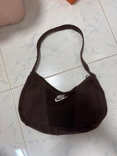 (Category: ) located in . Submitted by nkxyp (Listing ID 1374599703, Image 1). Description: .