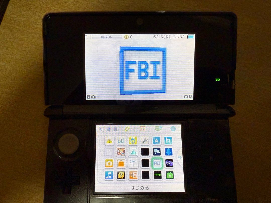 Nintendo 3ds with expandable battery63108479916801113