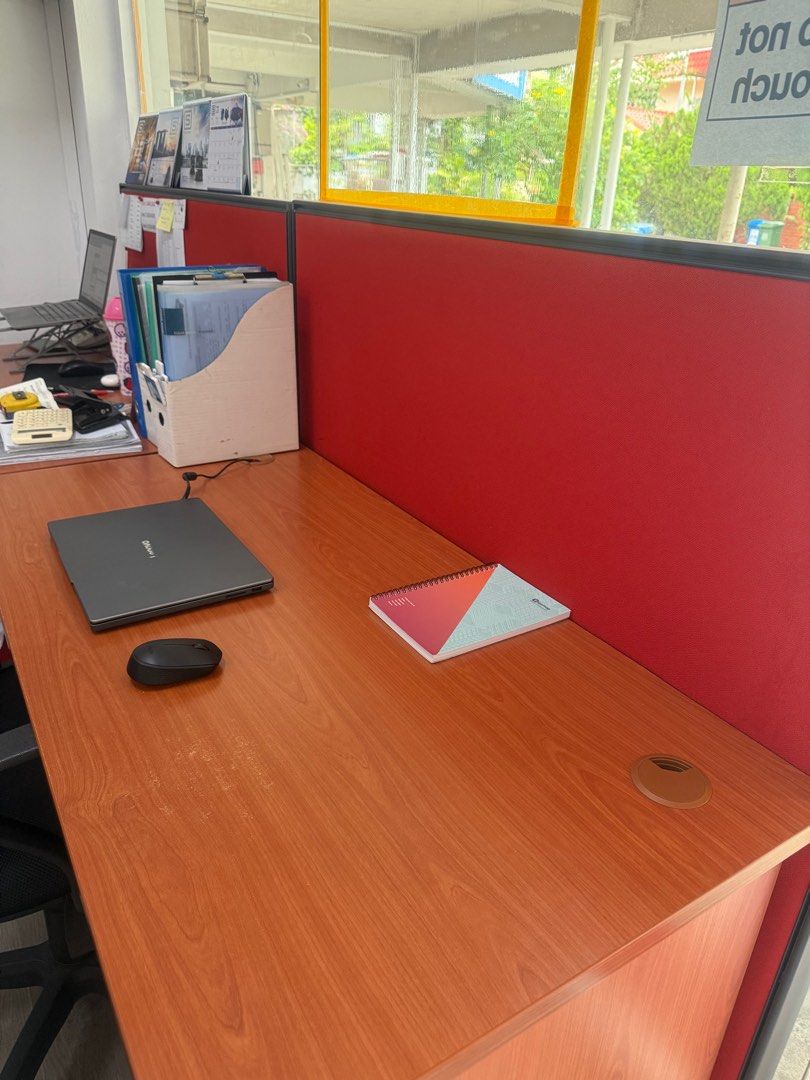 Per Set Table Office Desk Study Table with high partition/ without drawers / home ...