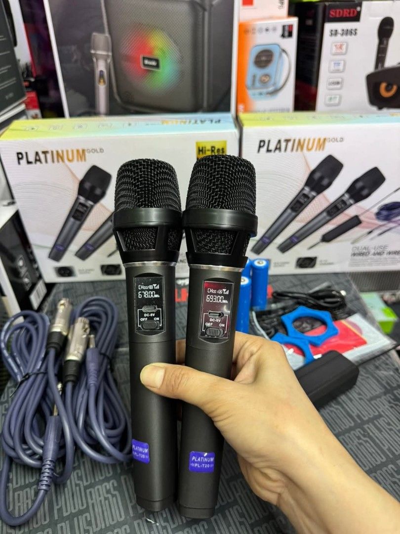 Platinum PL T20 DUAL USE WIRED AND WIRELESS (Category: Microphones) located in Manila. Submitted by erick80762 (Listing ID 1374688107, Image 2). Description: .