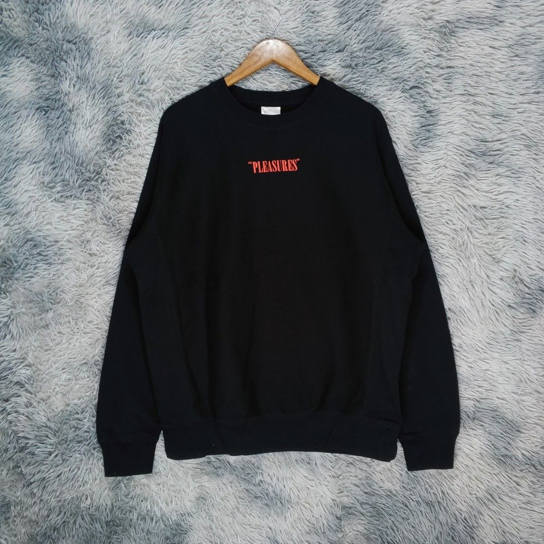 PLEASURE Freaks Premium SweatShirt(Authentic (Category: Activewear) located in Malasiqui. Submitted by drie_findss (Listing ID 1374675134, Image 1). Description: PLEASURE Freaks Premium SweatShirt(Authentic) ______________________ Size: M on tag but fit to M-L (Measured by INCHES) Width: 24.5 Length: 28.5 Sleeve: 26 Condition: EXCELLENT Color Rate: 10/10 Issue: none "Colors may vary due to lightning" "Swipe to see more details of piece and apprec