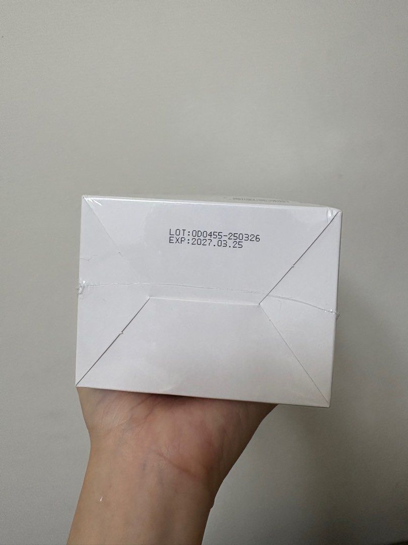 由 ooouoo (刊登 ID 1374683447，圖片 3) 提交，位於 高雄市 (Kaohsiung) 的 RAW 堅果生酮裸奶昔 蛋白飲 (類別：健身營養品)，說明：如圖所示 也可搭配豆漿、牛奶 另有售單包$75 歡迎詢問。