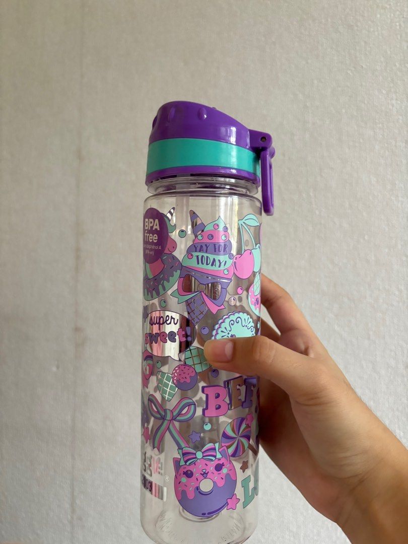 Smiggle Bottle Drink Up Straw (Category: Water Bottles & Tumblers) located in Cabatuan. Submitted by desrceio (Listing ID 1374546405, Image 2). Description: Never been used. From Singapore Payment is thru Gcash only😊 Contact me for questions!.