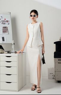 (Category: ) located in . Submitted by shopsaleinsg (Listing ID 1374579012, Image 1). Description: .