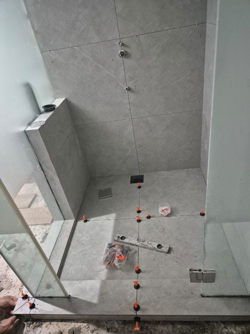 Tiling work62863076258306114