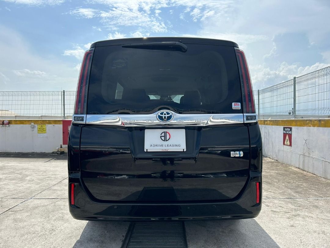 丰田诺亚混合动力 1.8A 出租/租赁/租车（PHV/个人使用）62886405452289114