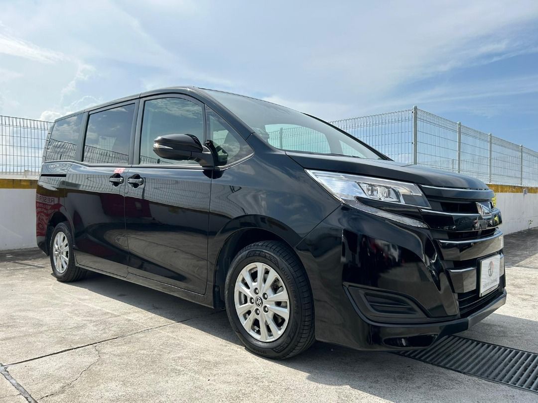 丰田诺亚混合动力 1.8A 出租/租赁/租车（PHV/个人使用）62886405452289111