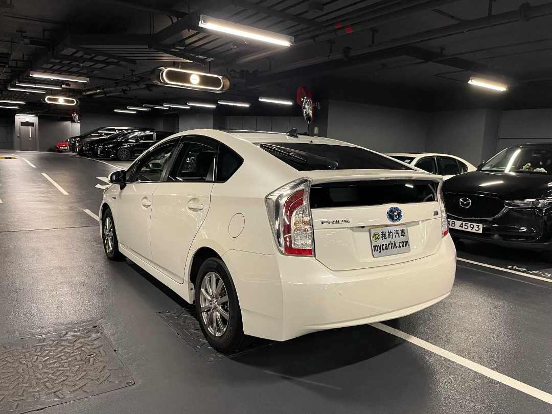 Toyota PRIUS 1.8 HYBRID Auto62863128418434111