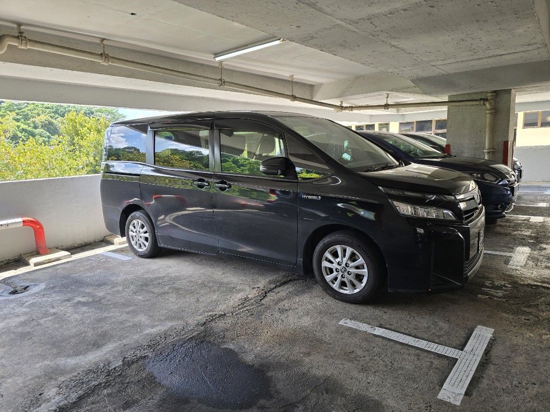 TOYOTA VOXY HYBRID | PHV GRAB / GOJEK / TADA / RYDE | CHEAP RENTAL | LOW DEPOSIT | PHV RENTAL | CAR RENTAL62872682488322111