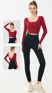 (Category: ) located in . Submitted by clearmywardrobe2 (Listing ID 1374625735, Image 1). Description: .