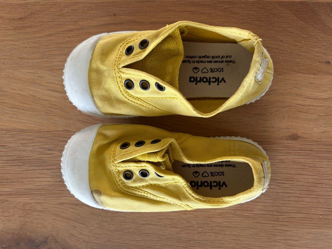 Victoria Canvas Shoes for Kids Slip On Yellow Lemon size 25 (Category: Babies & Kids Fashion) located in Singapore. Submitted by chko92 (Listing ID 1374588739, Image 1). Description: Used couple of times. Stain on the right shoe. .